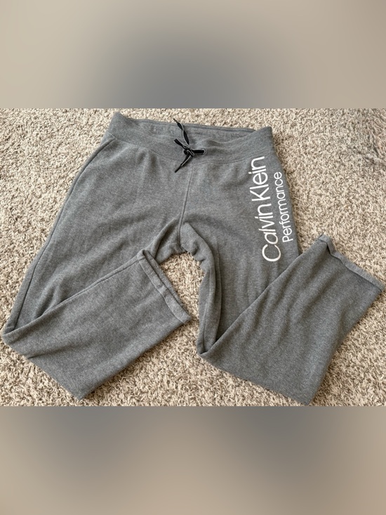 Calvin Klein Pants - Calvin Klein Gray Performance Woman’s Joggers